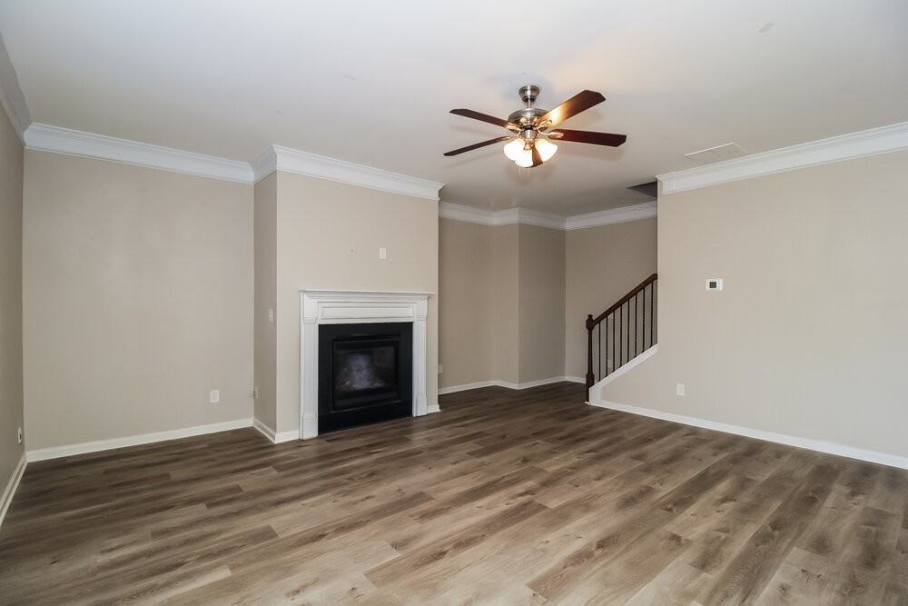 330 Persian Ivy Way - Photo 5 of 17