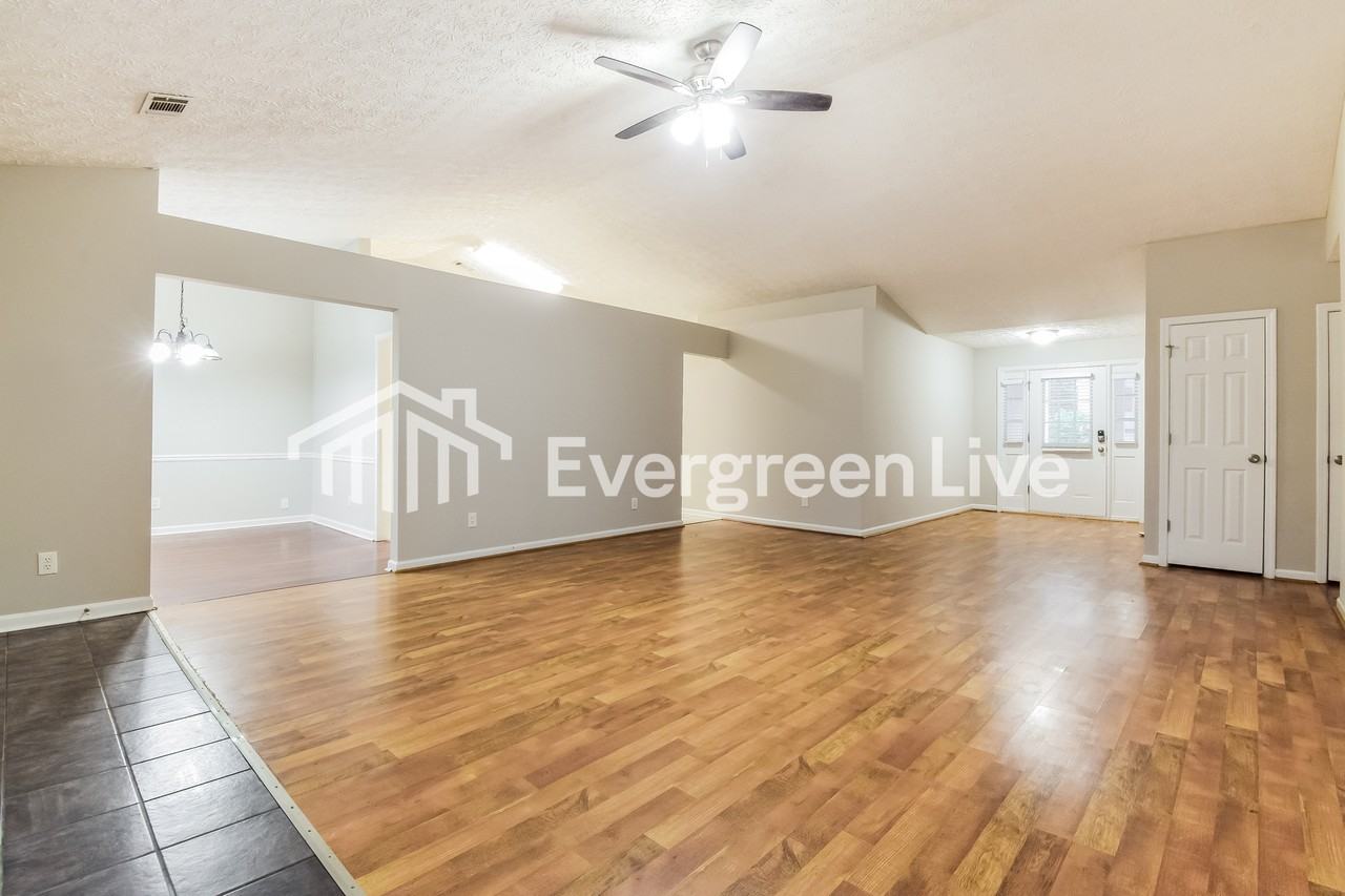 4547 Aladdin Ct - Photo 3 of 15