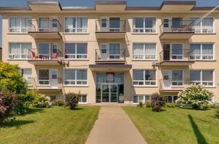 Le Fontainebleau Apartments - Photo 1 of 1