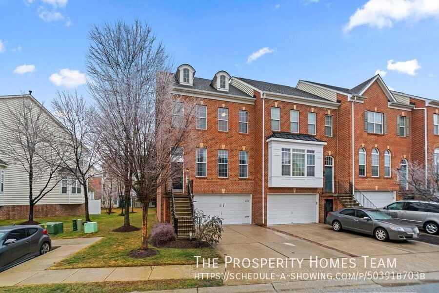 9750 Evening Bird Ln - Photo 2 of 31