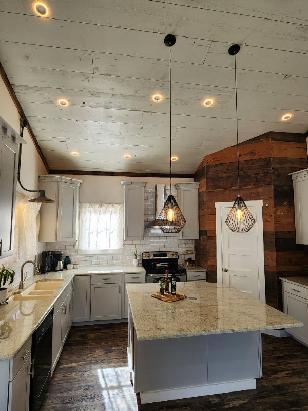 2218 Washington Ave - Photo 2 of 20