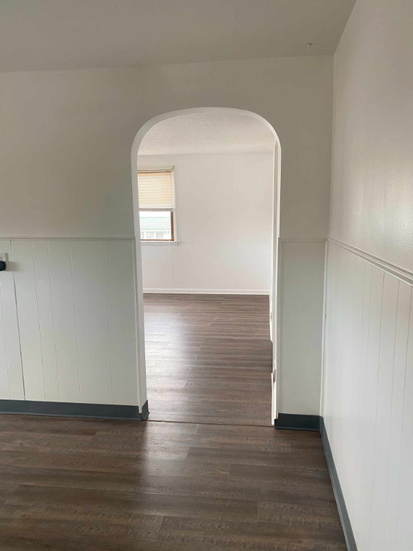 4227 S Park Ave - Photo 3 of 7
