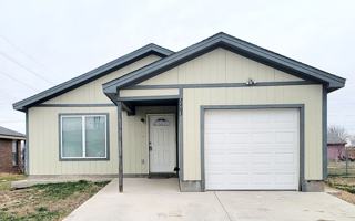 featured image of 2603 Elm Ave