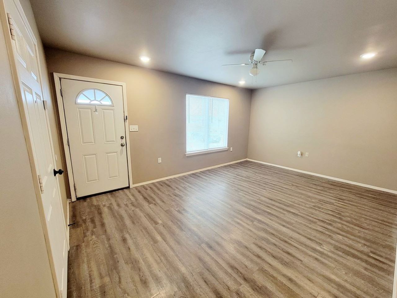 2603 Elm Ave - Photo 4 of 13