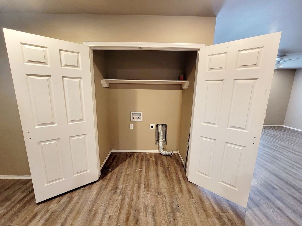 2603 Elm Ave - Photo 7 of 13