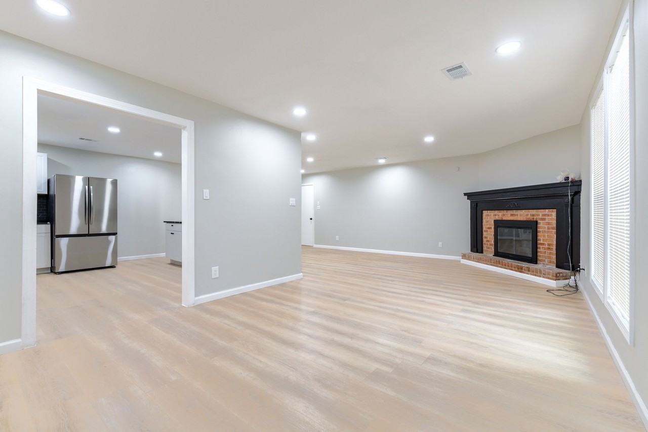 1000 Rampart Pl - Photo 2 of 45