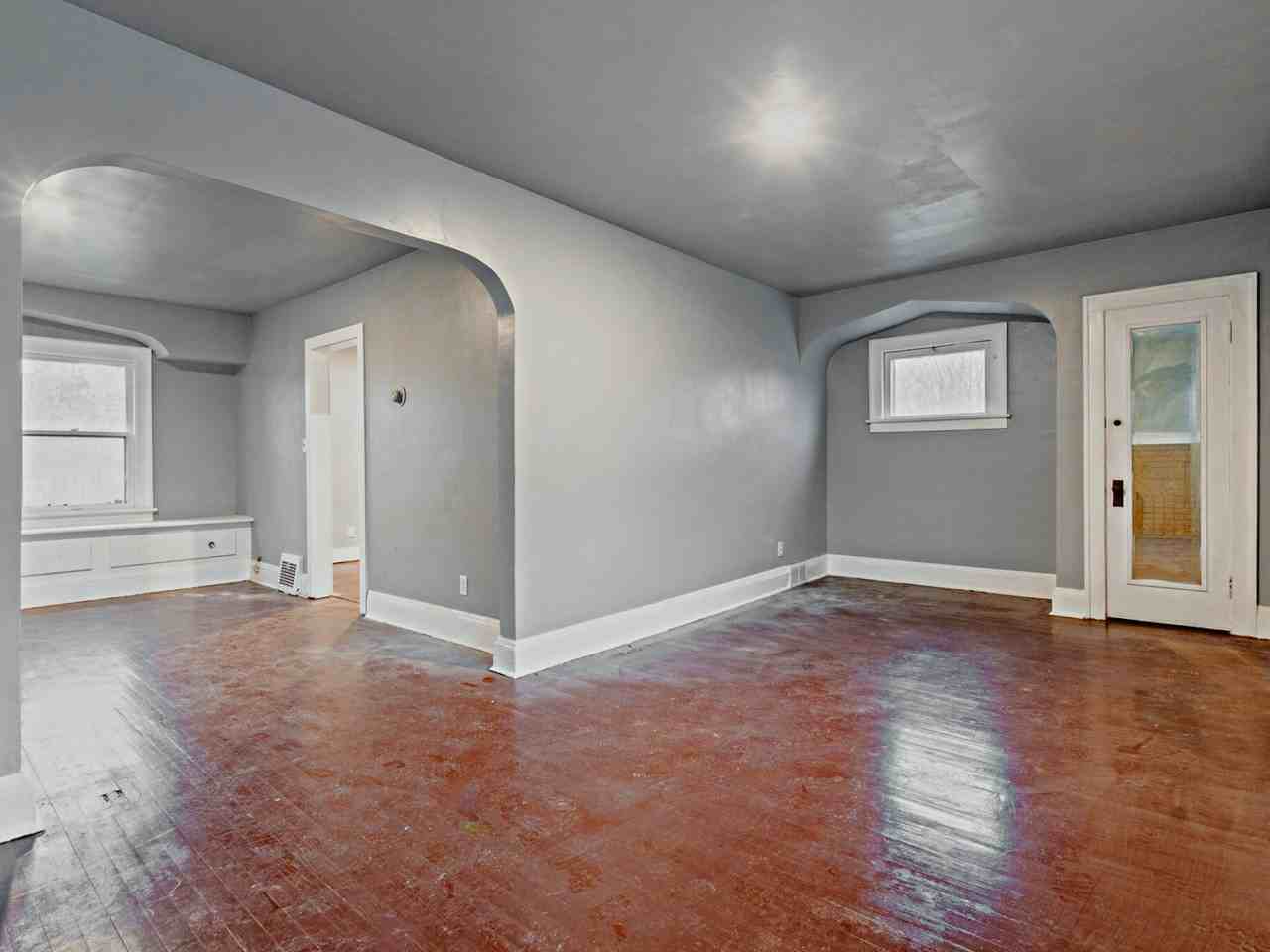 11009 Greenwich Avenue, Unit A - Photo 4 of 16