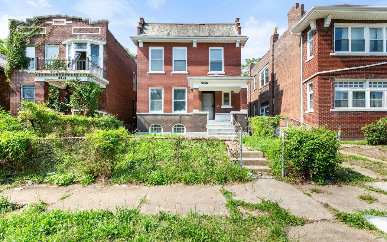 4476 Margaretta Avenue - Photo 2 of 24