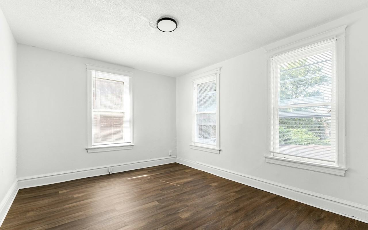 4476 Margaretta Avenue - Photo 3 of 24