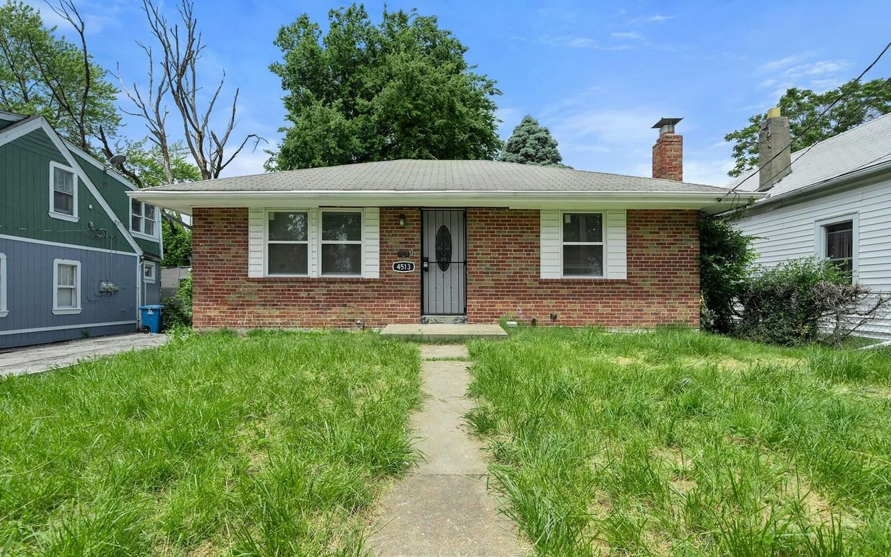 4513 Rosewood Avenue - Photo 2 of 14