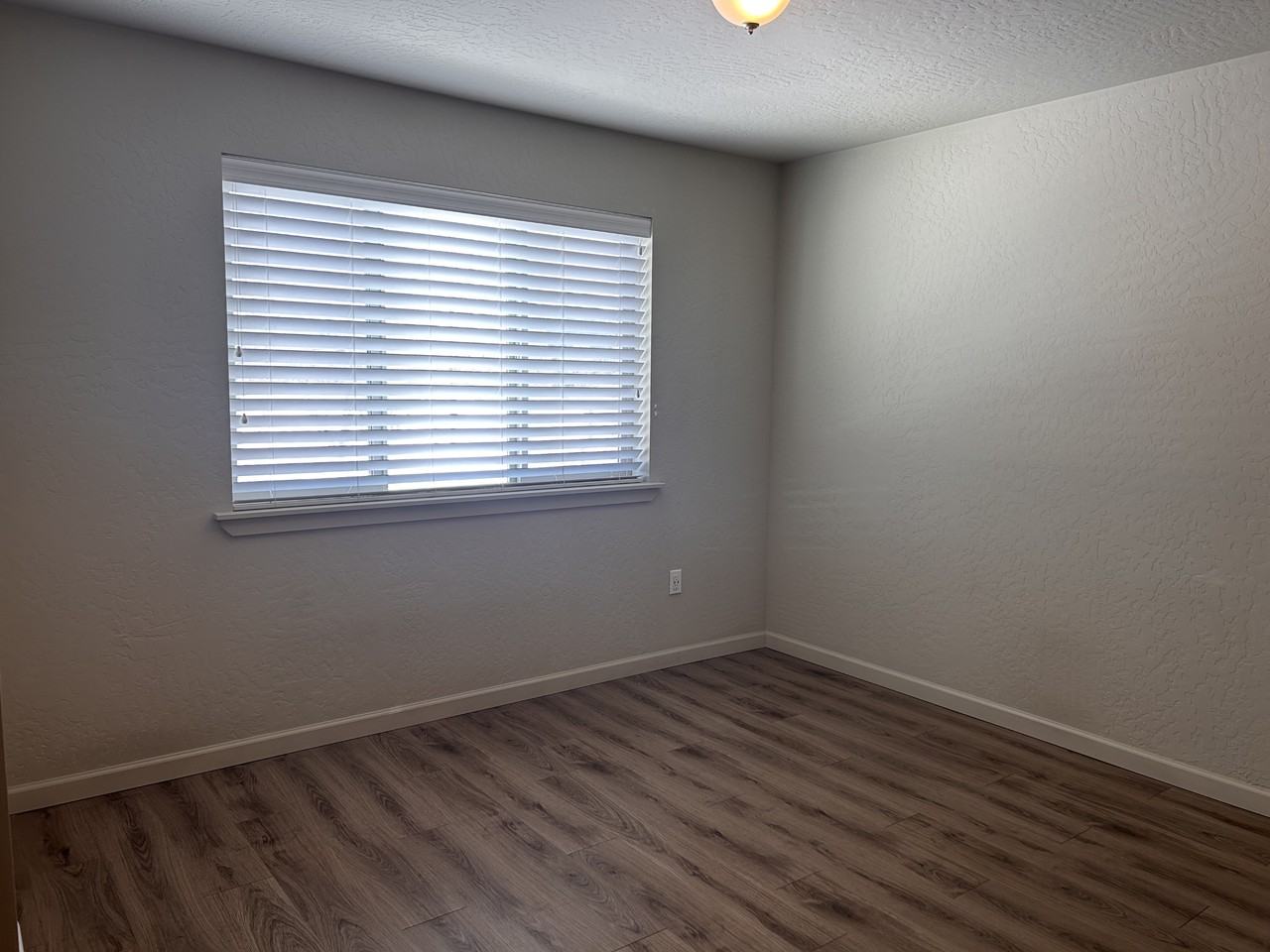 608 E 2nd Ave #203 - Photo 4 of 12