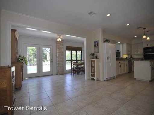 501 Sandy Point Rd - Photo 2 of 55