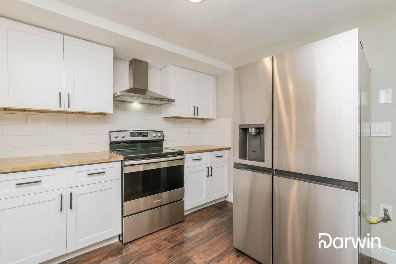 6244 6th Ave - Photo 2 of 15