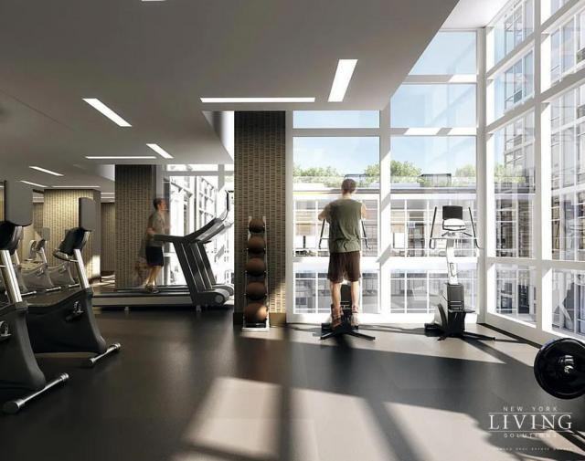 620 West 42nd Street - Photo 4 of 6