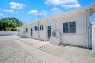 10272 Sw 178th St #1 - Photo 1 of 1