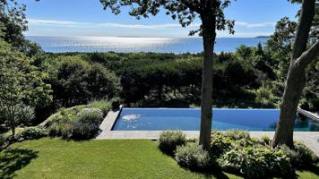 featured image of 28 Gardiners Bay Drive