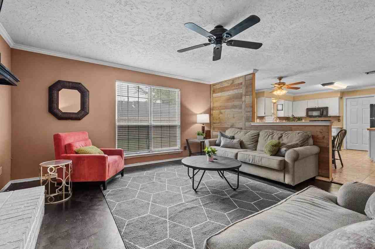 Scotland Dr - Photo 6 of 10