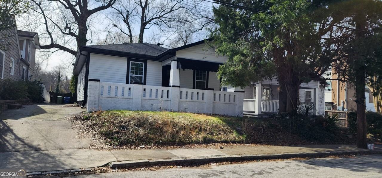 884 Thurmond St Nw - Photo 2 of 29