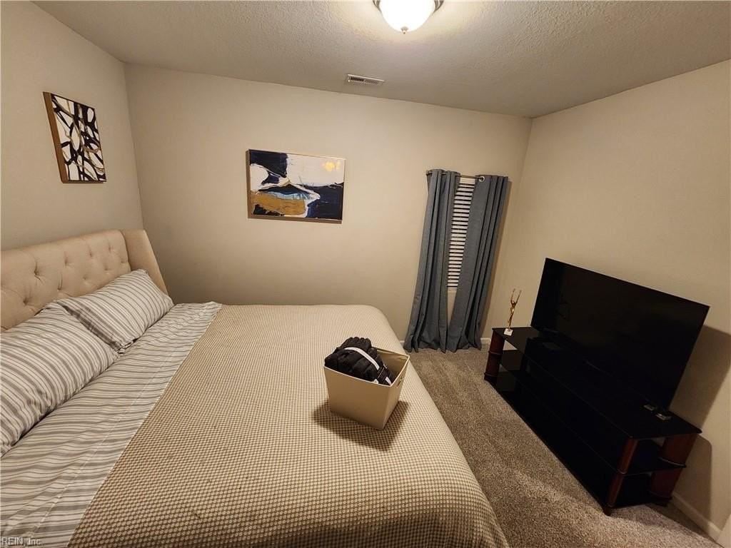 413 Walker Ave - Photo 4 of 17