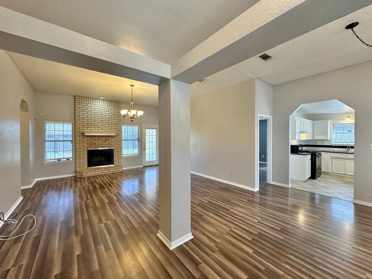 5504 Jim Ave - Photo 2 of 34