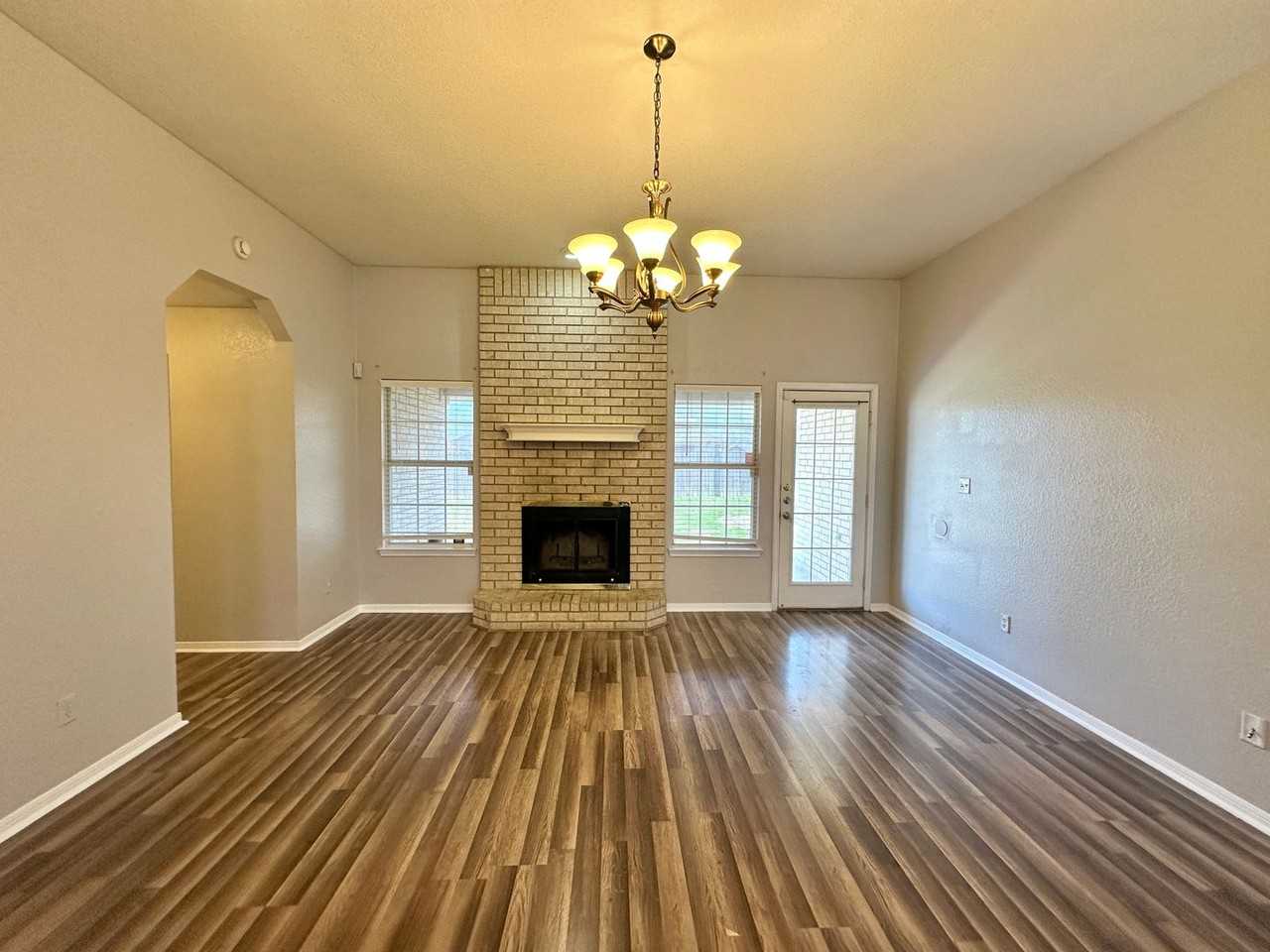 5504 Jim Ave - Photo 4 of 34