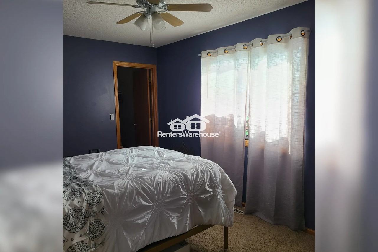 810 Allisons Mead - Photo 3 of 6