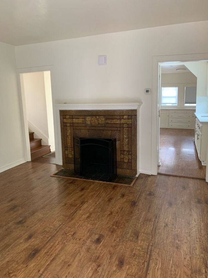 2615 Prentiss Pl - Photo 2 of 11