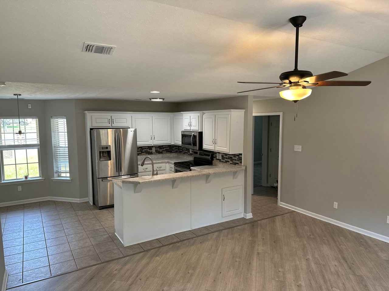 115 Carriage Cv - Photo 5 of 37