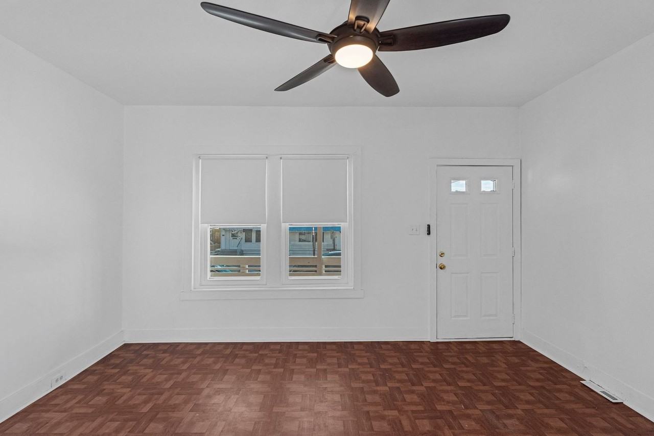 101 Selma St - Photo 4 of 30