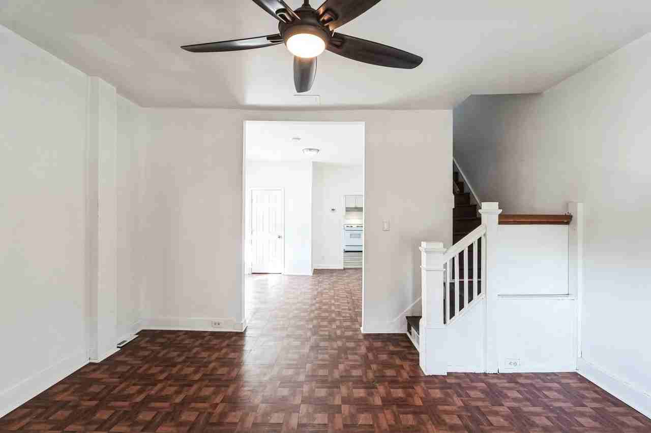 101 Selma St - Photo 5 of 30