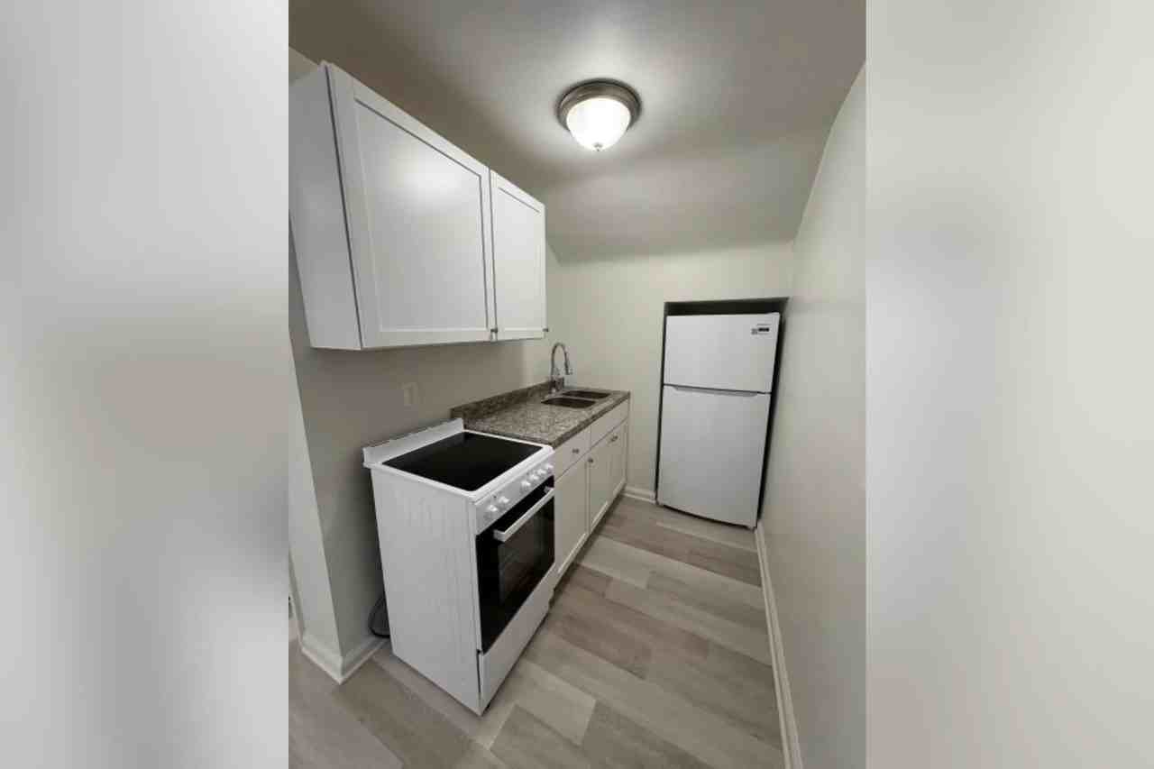 7339 Engleman - Photo 3 of 10