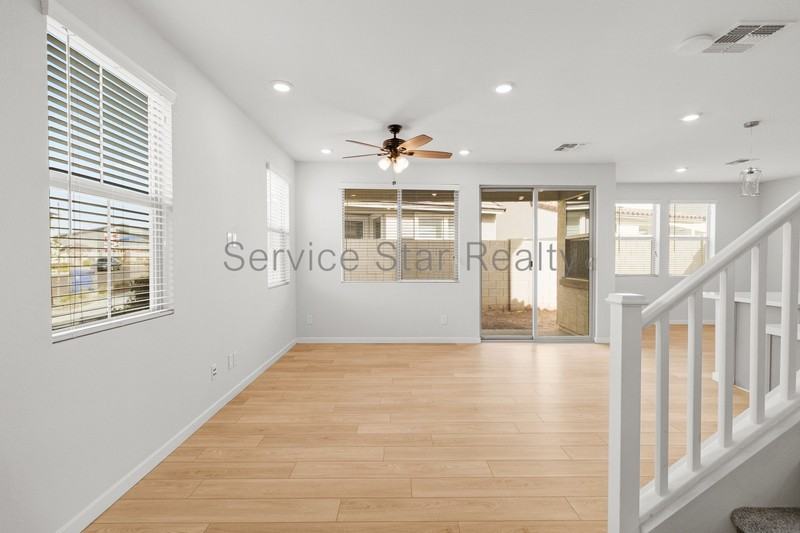 4848 S Ferric - Photo 3 of 21