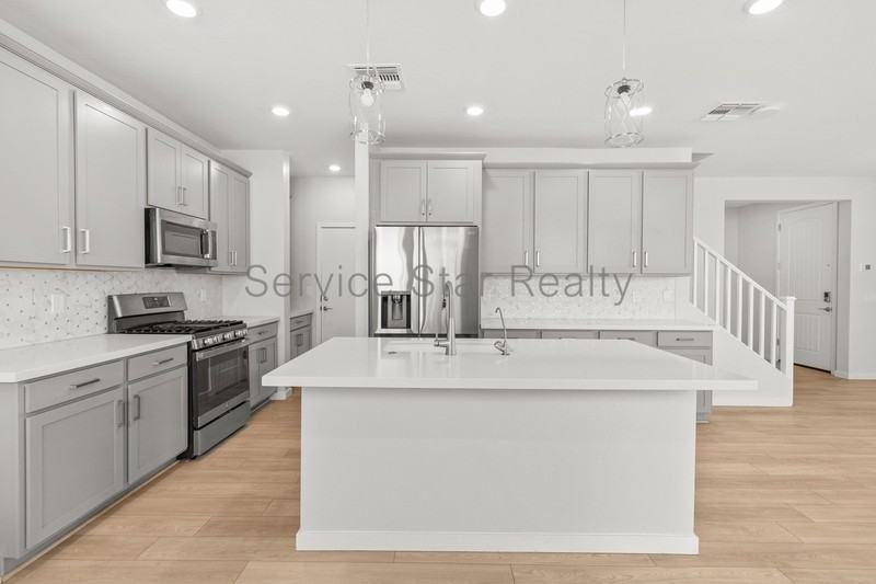 4848 S Ferric - Photo 5 of 21