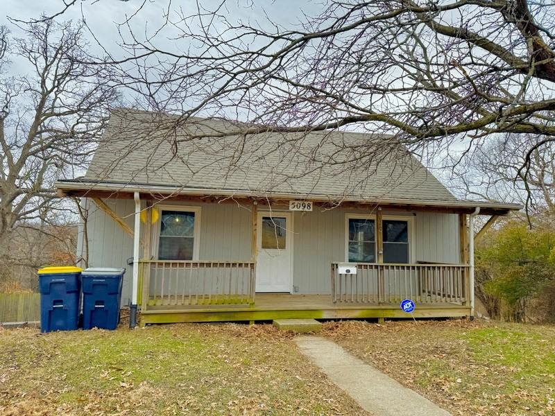 5098 Glenside Dr - Photo 3 of 22