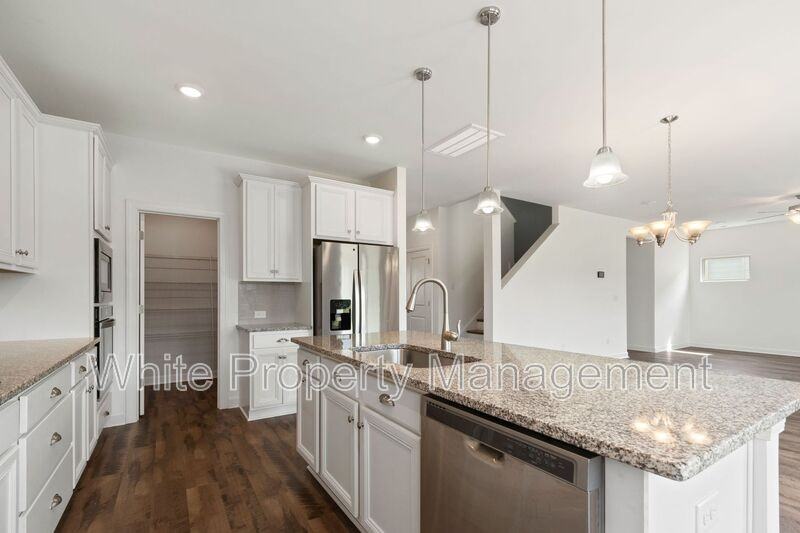 4962 Durneigh Dr - Photo 5 of 36