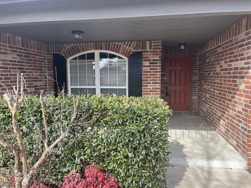 20775 E 45th St S - Photo 2 of 28