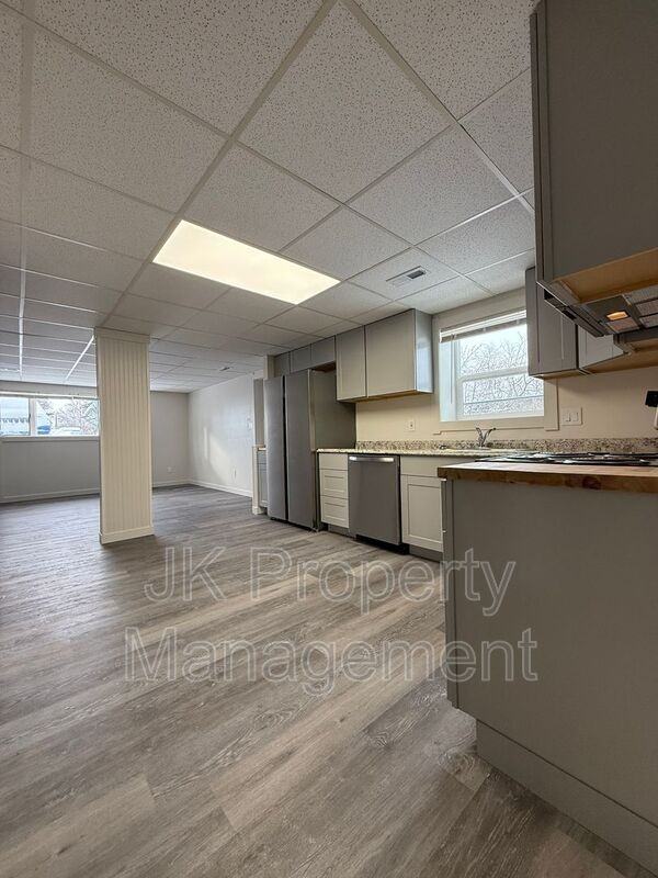 1815 8th Ave N #01 - Photo 7 of 22