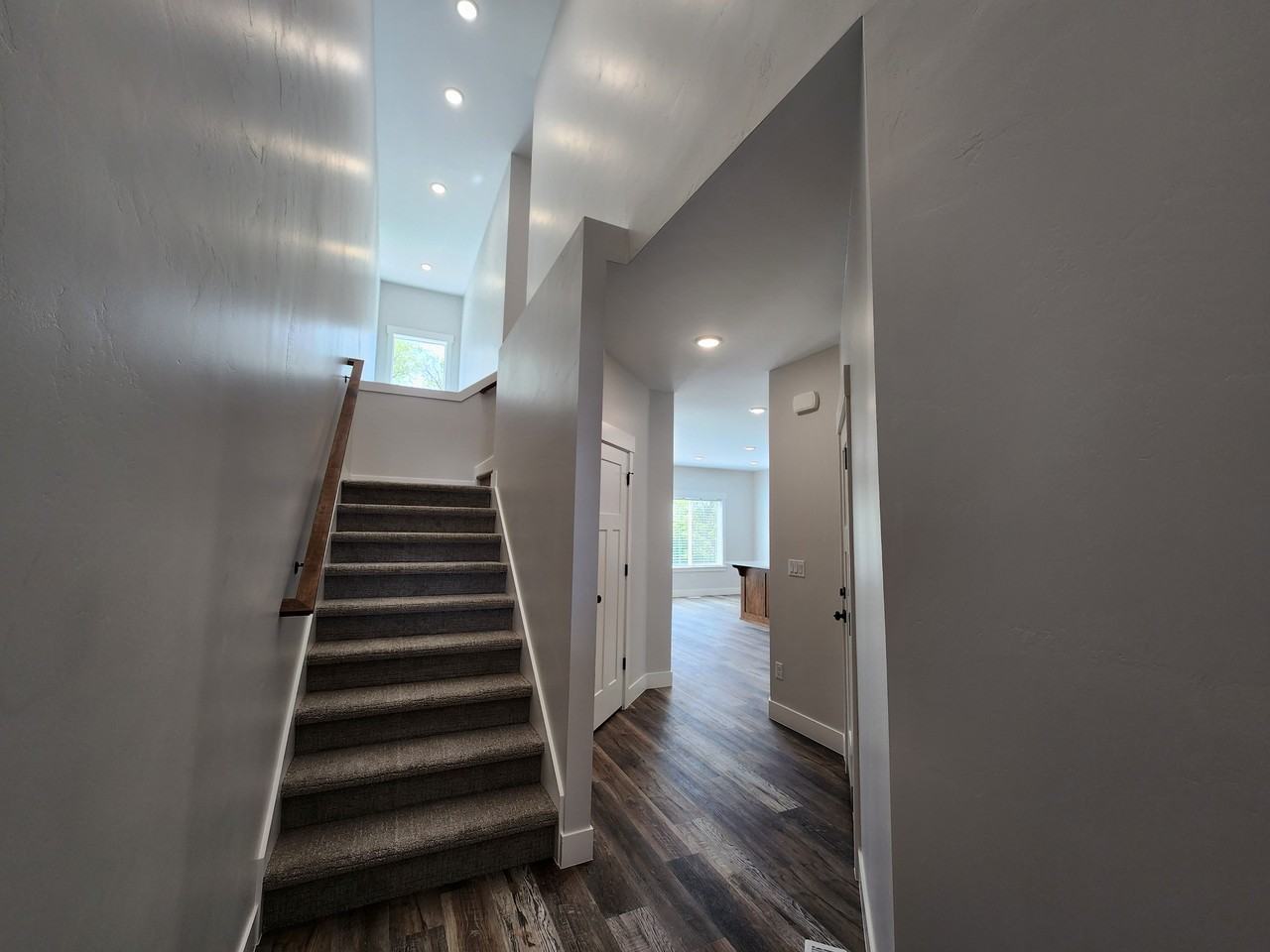3918 Judy St - Photo 2 of 10