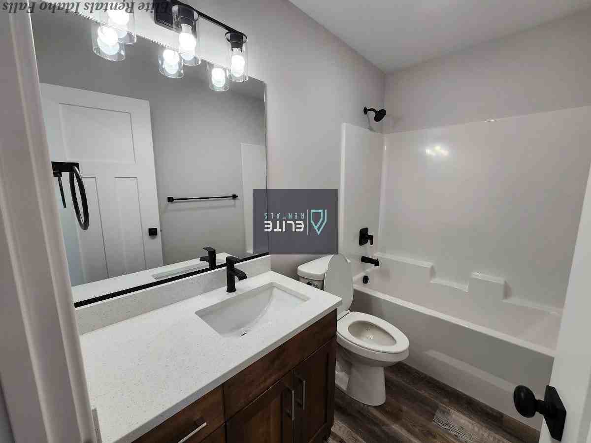 3918 Judy St - Photo 7 of 10