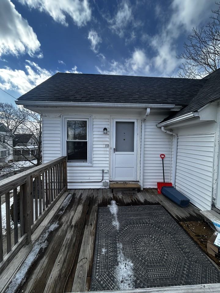 15 Middle St - Photo 3 of 6