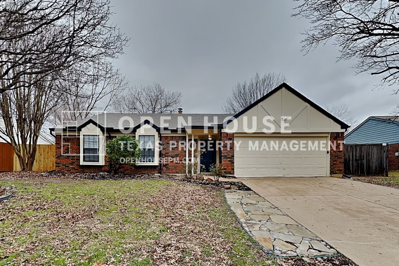 3512 Riverview Dr - Photo 2 of 21
