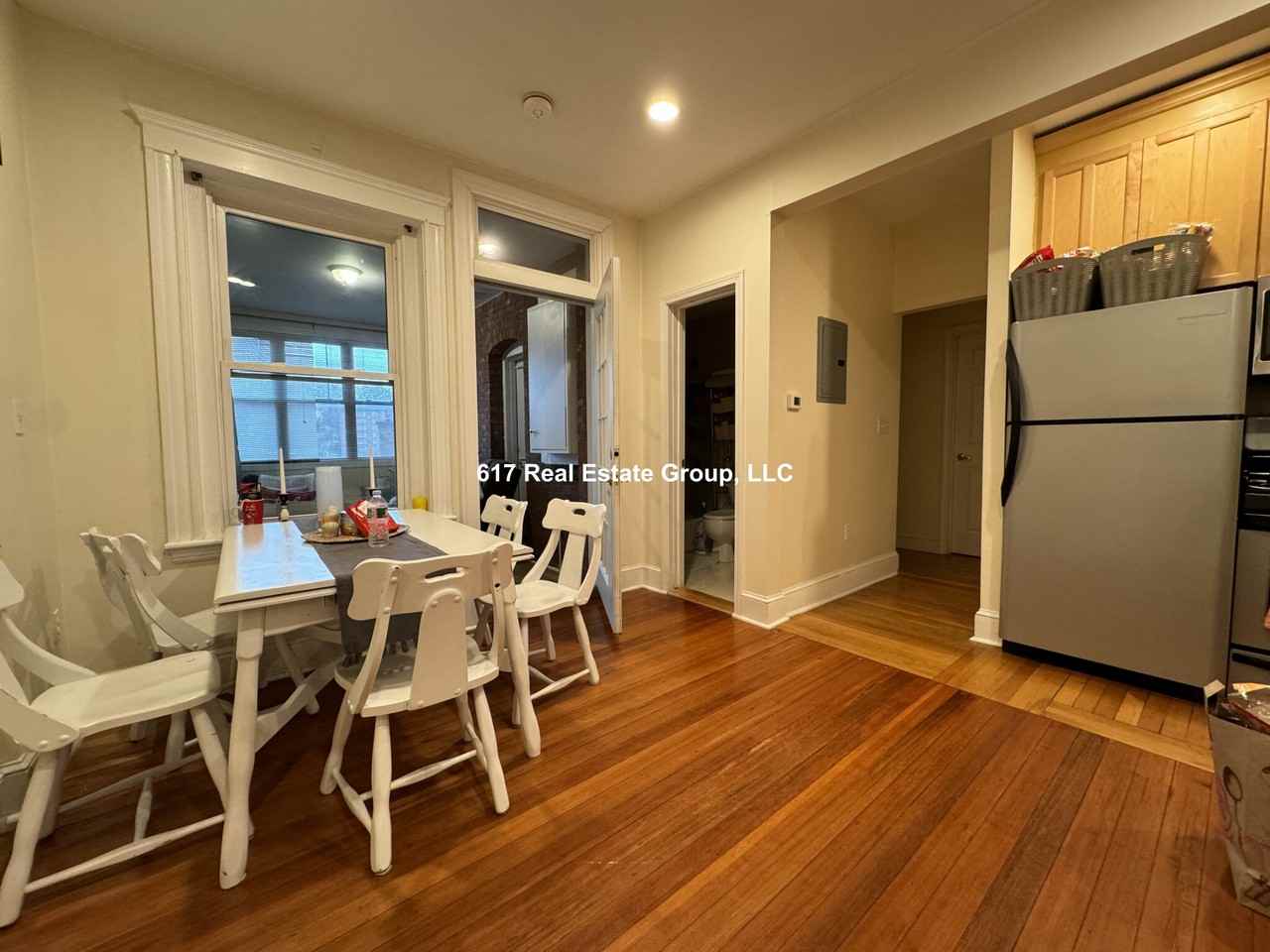 191 Winthrop Rd #2 - Photo 3 of 7