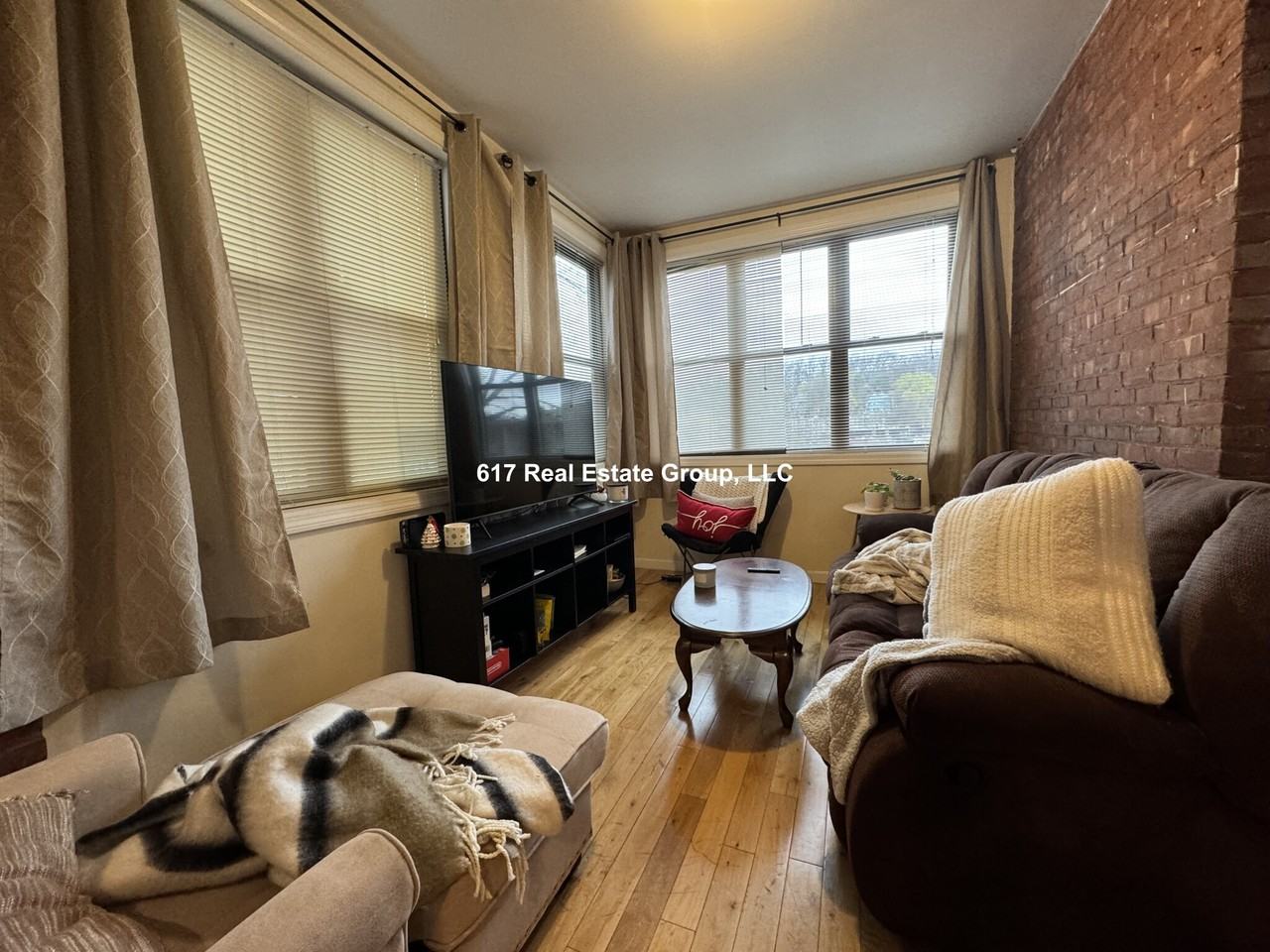 191 Winthrop Rd #2 - Photo 5 of 7