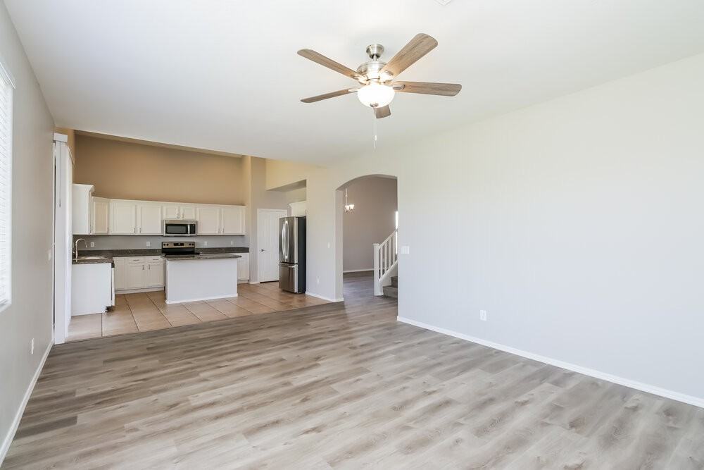 3424 E Pinot Noir Ave - Photo 6 of 17