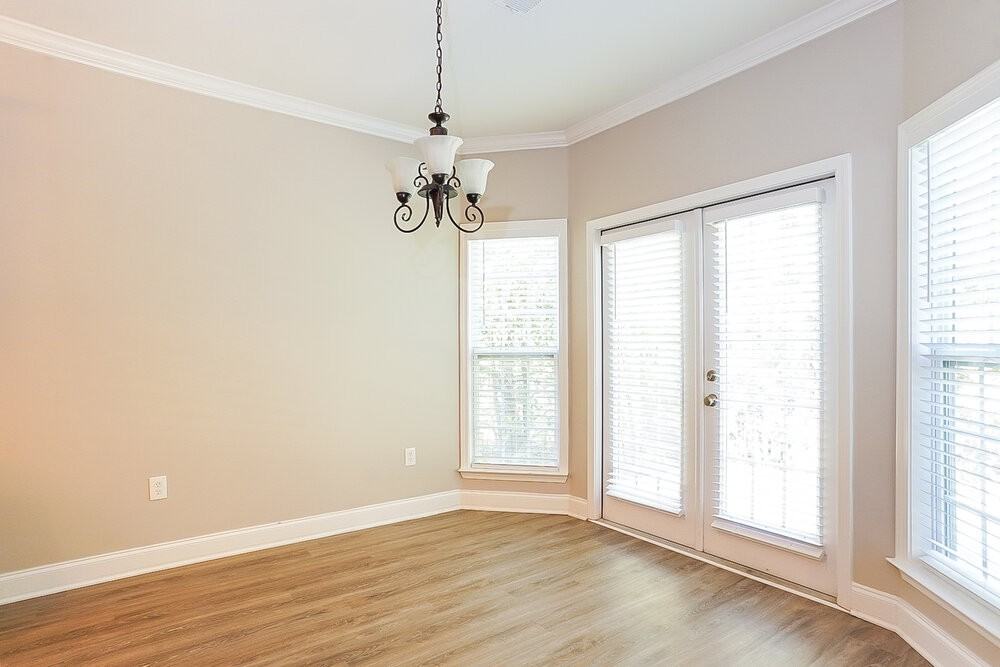 215 Village Park Dr - Photo 6 of 16