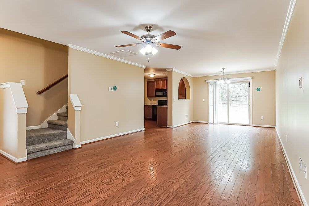 160 Briar Ridge Ln - Photo 4 of 17