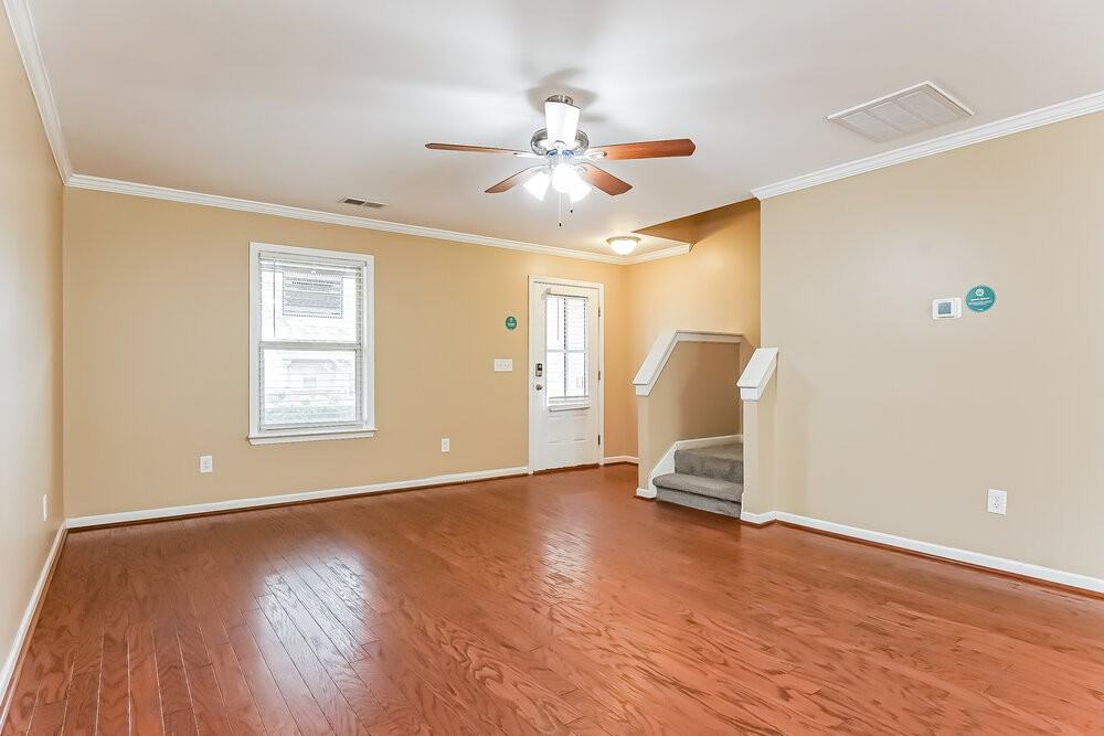 160 Briar Ridge Ln - Photo 5 of 17