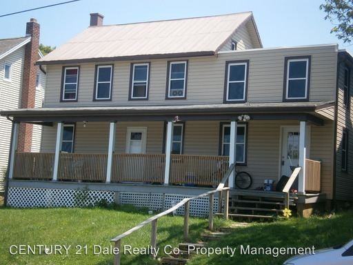 865 Market St - Photo 2 of 8