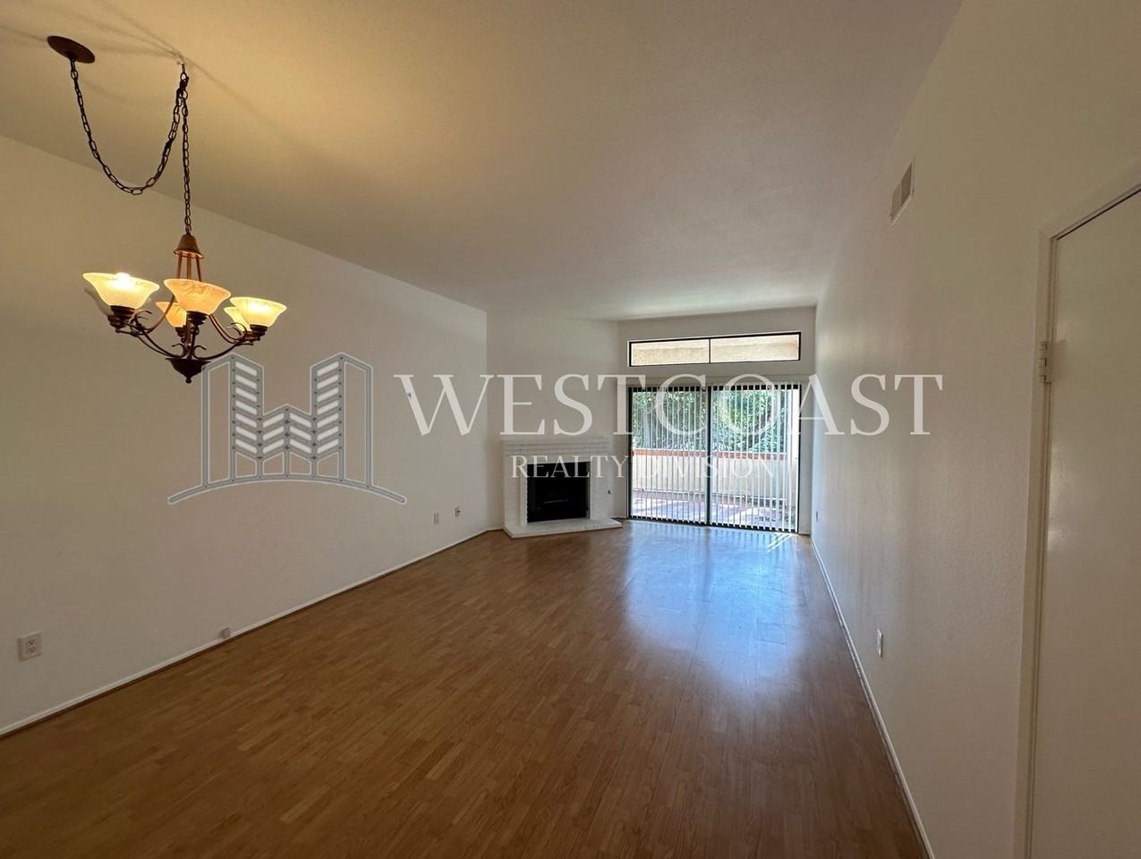 2823 Andover Ave - Photo 5 of 25