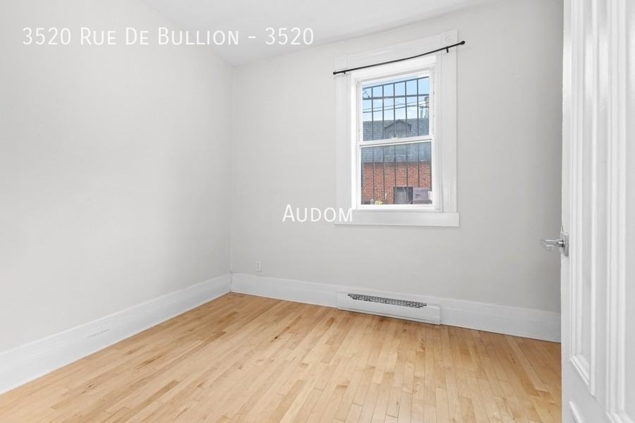 3520 Rue De Bullion #3520 - Photo 6 of 14